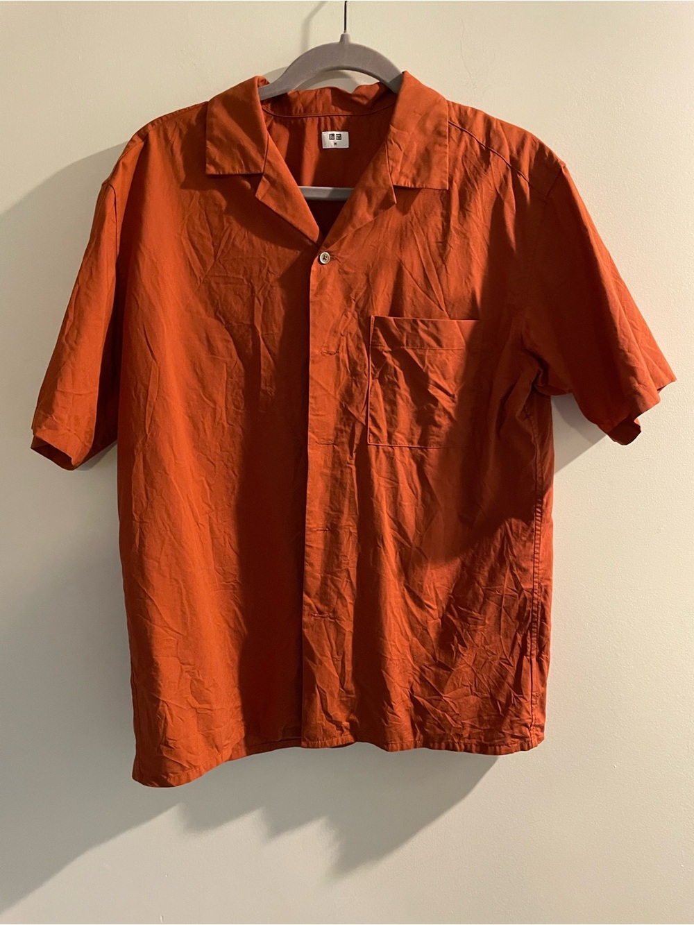 Uniqlo men’s button down shirt M